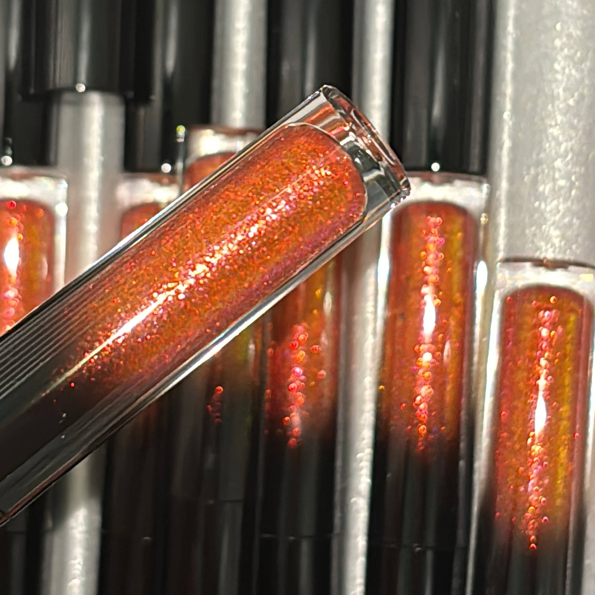 Herorange Waterproof lipgloss Low Minimum Quantity No Logo Lip Gloss Base DIY Cruelty Free Moisturizing Chameleon Lipgloss