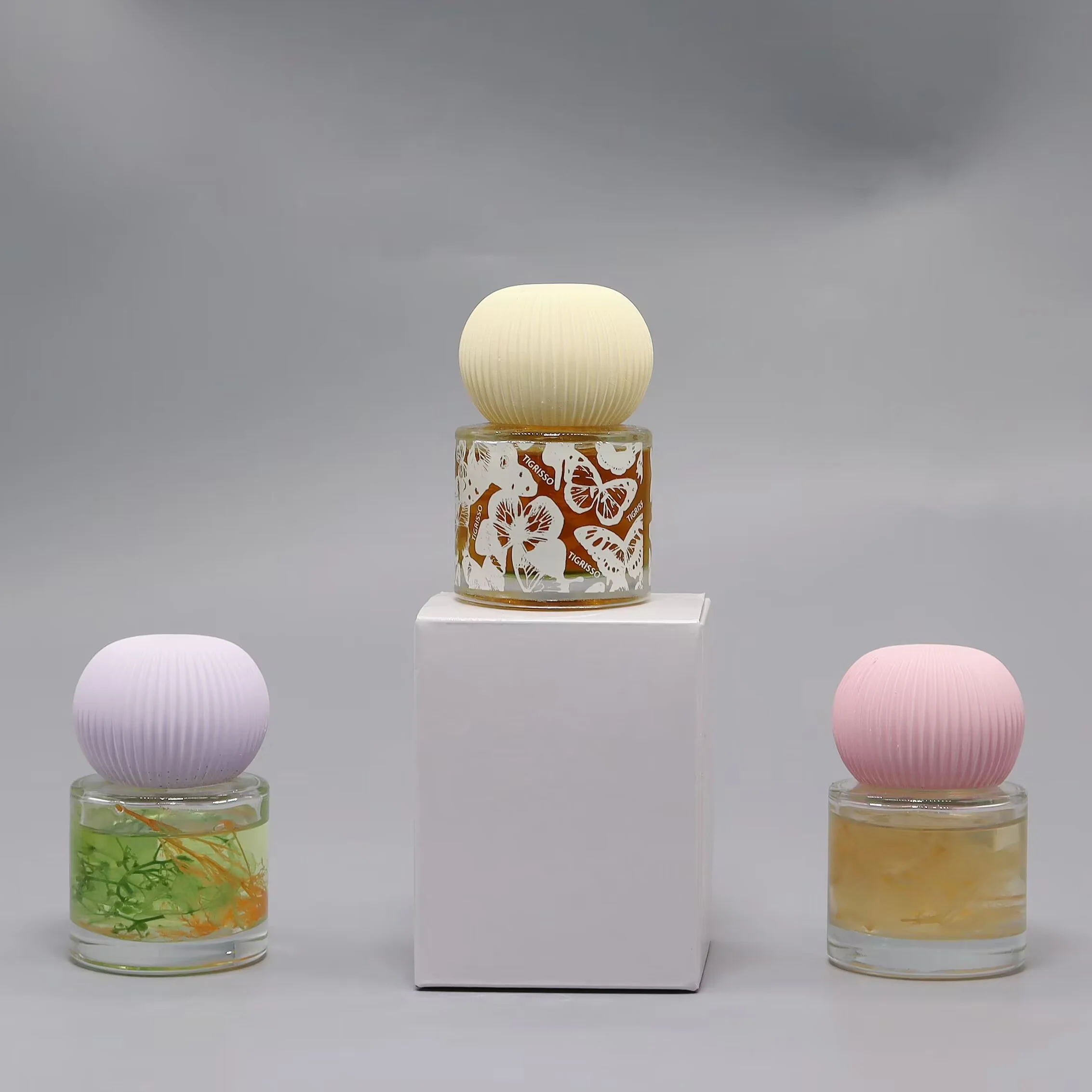 NEW ARRIVAL  Customized Home Decor Luxury Air Freshener Perfume Glass Bottle Reed Diffuser Gift Set