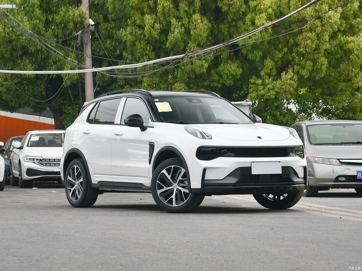 Geely Lynk & Co 01: стандарт выбросов Евро VI топливный двигатель полноприводный внедорожник