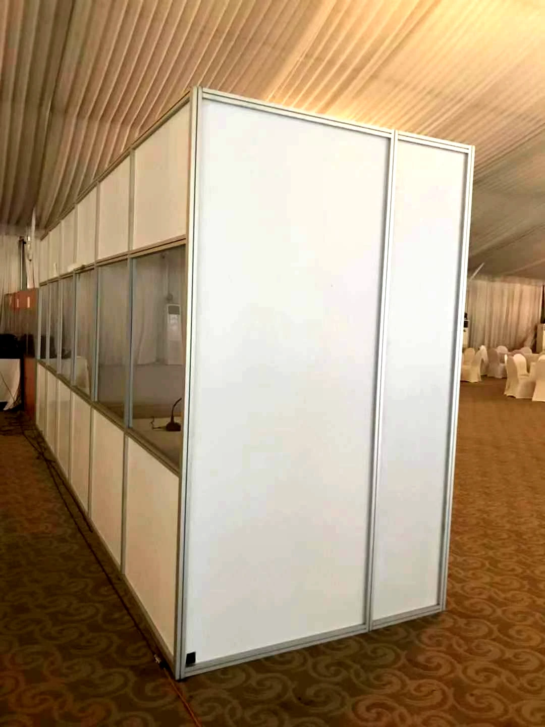 Dismantle Assemble in-site Interpreter Room,Temporary Mobile Translation booth Meeting room for  2 or more person