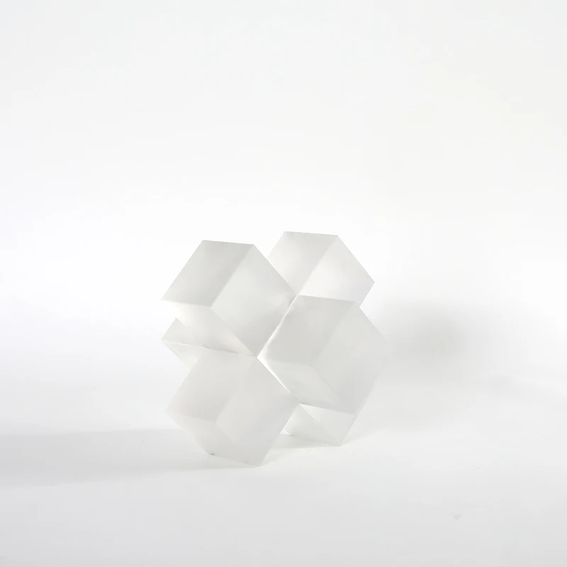 
Distributor Wholesale Delicate Small Desktop Decorate Crystal Marble Cross Ornaments 