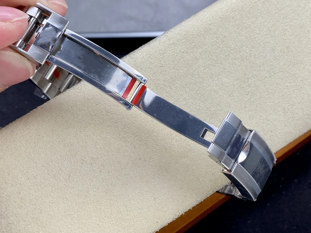 Luxury Waterproof Mechanical Watch 40mm 126500 CleanF 904 Steel 4131 Movement Chronograph Thickness 12.1mm Panda Watch