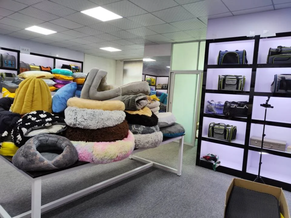 Foldable Dog Tent Houses Portable Outdoor Pet Puppy Cats Cage Indoor Puppy Cats Pet Cage With Breathable Mesh Window