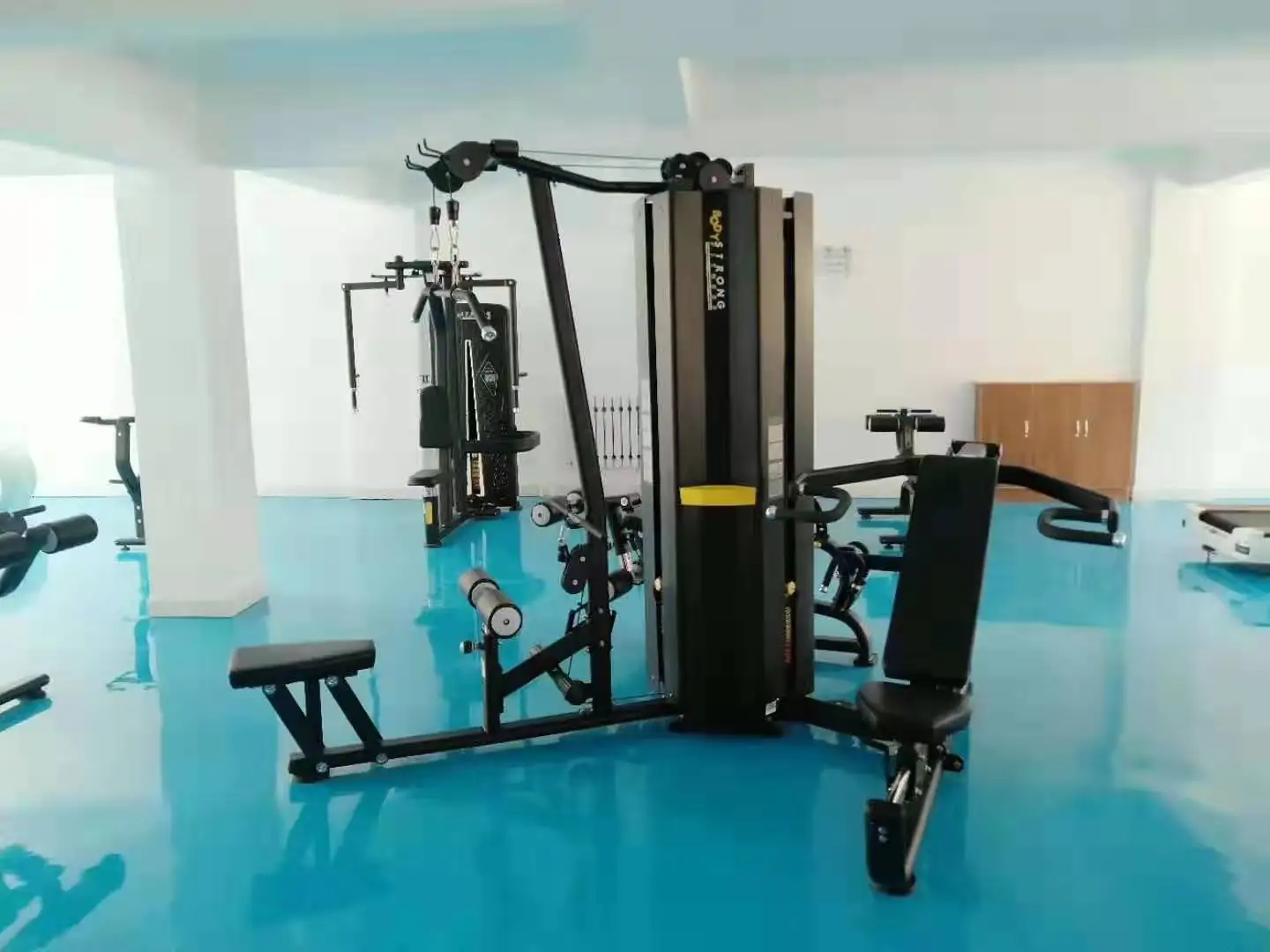 2023 New Arrival Multifunction Commercial Gym Workout Equipment 3 Station Multi Gym Equipment For Home Gym
