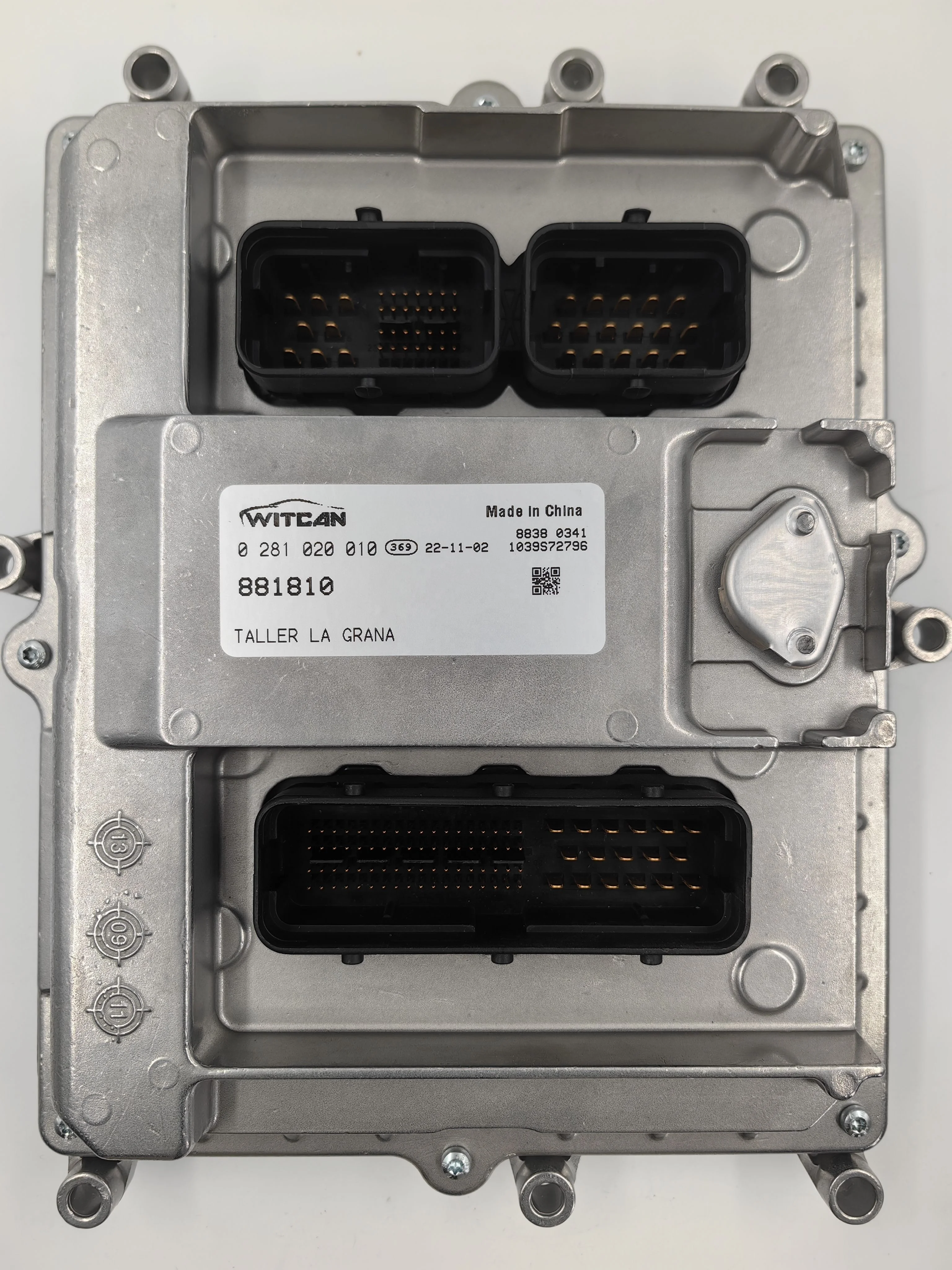 ECU Engine Controller 0281020010 881810 For VOLVOO PENTA D4 D6 CONTROL UNIT