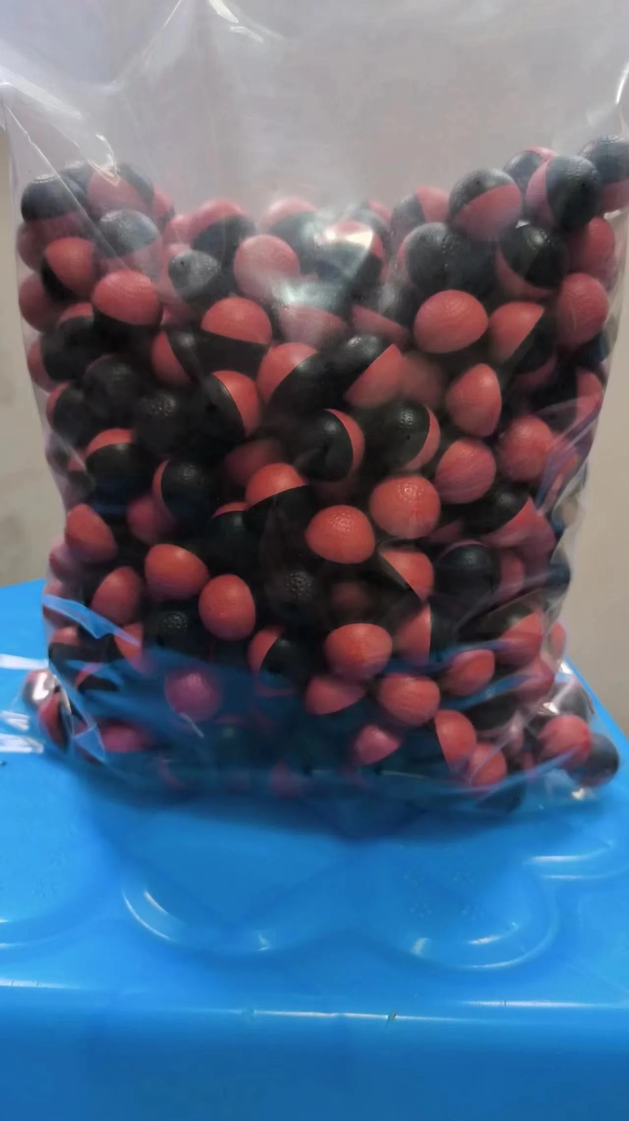 Hot Selling New Shoot Paintball Calcium Bentonite Fill-Powder Pellets 0.68 Colorful Powder Ball