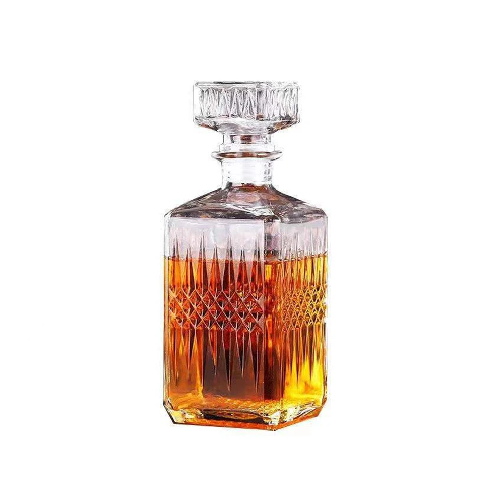 China Manufacturer Empty Whiskey Glass Bottle Whiskey Carafe Whisky Vodka Glass Bottles