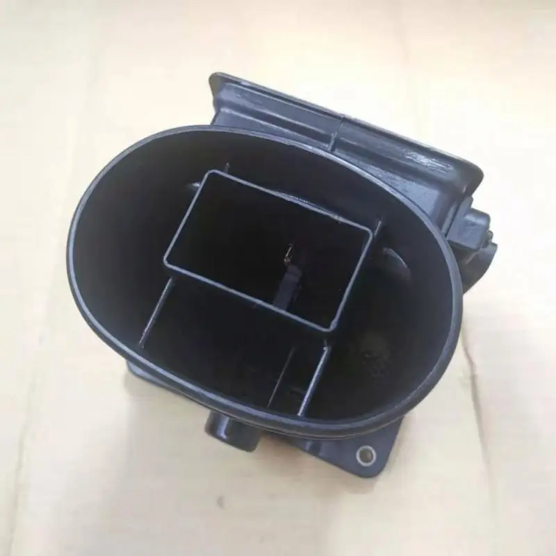 OEM MD157182 E5T05171 182 Mass Air Flow Meter 182 for Mits-ubishi Mighty Max  L200 K15T K35T 4G64 Original remanufacturing