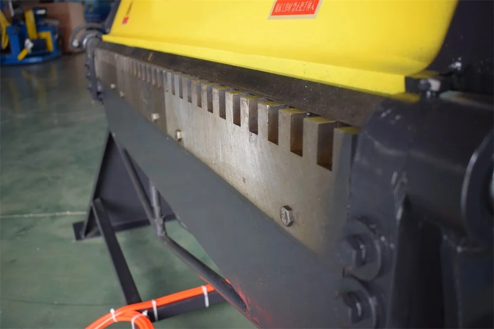 Hvac Duct Tdf Flange 1.5 X 2000 mm Galvanized Sheet Pneumatic Folder Folding Machine