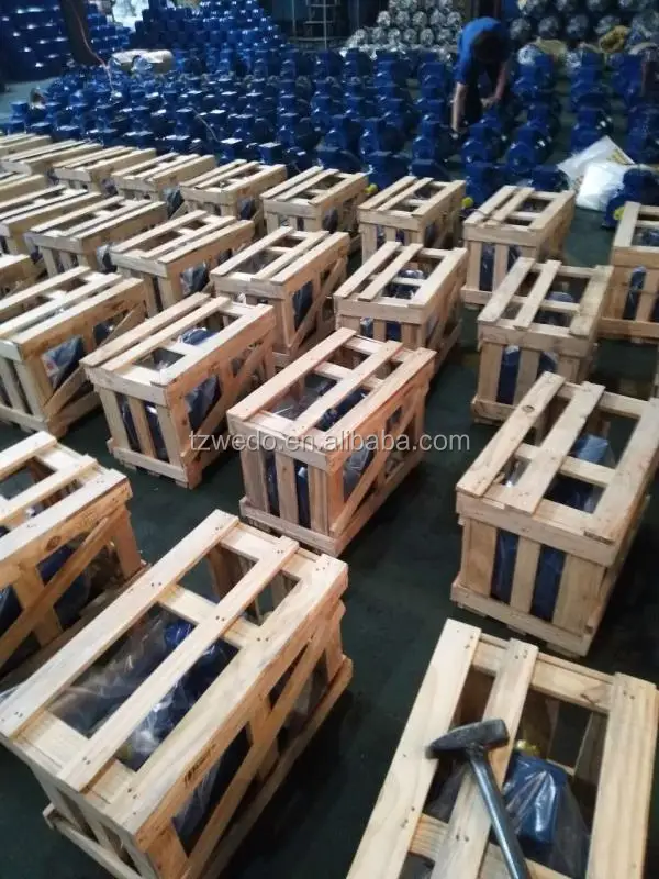 WEDO High efficiency High flow 0.55KW 0.75HP Power QDX10-10-0.55 Series Submersible Water Pumps