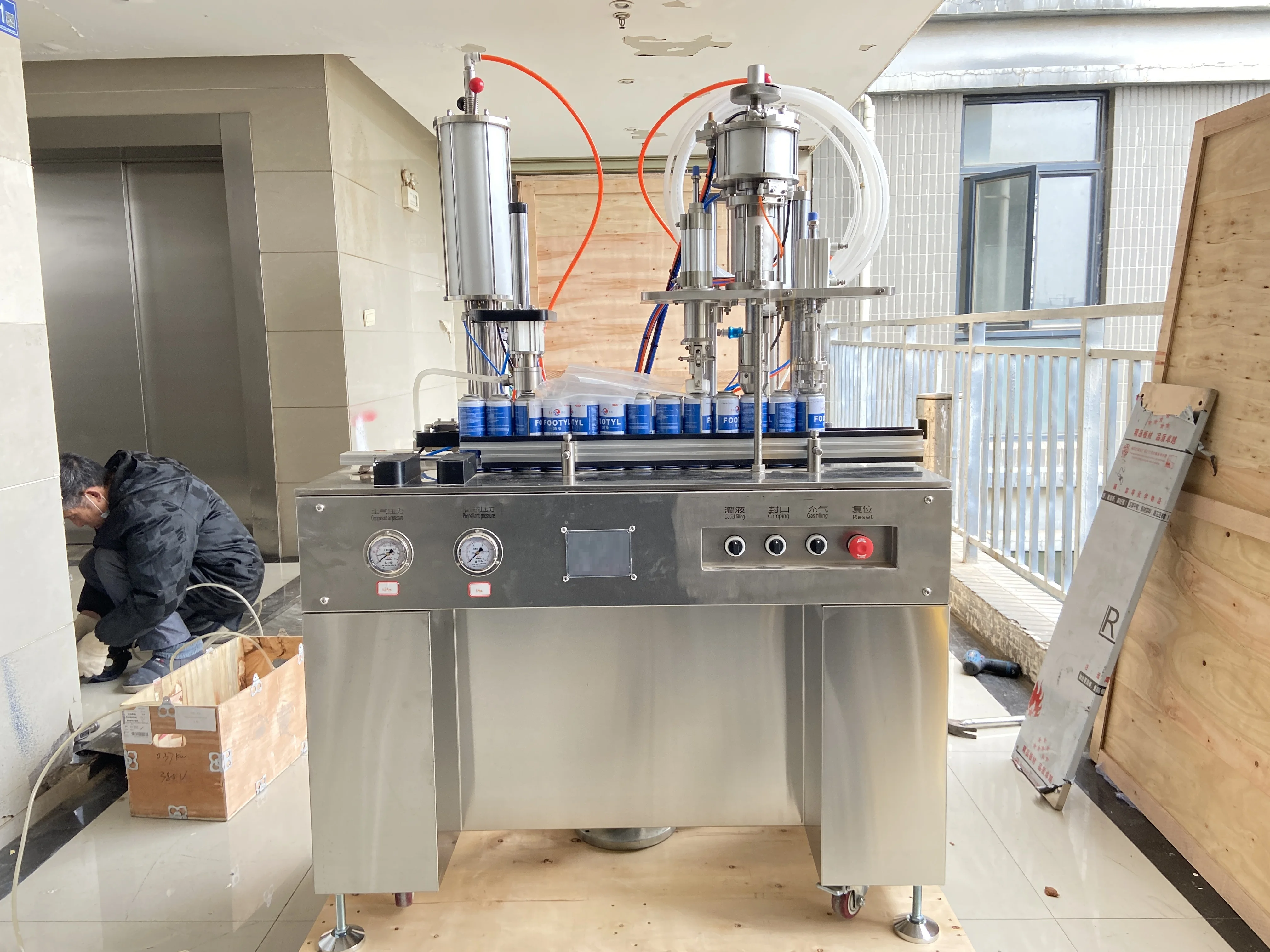 Semi-Auto 4 in 1  Aerosol  Filling Machine/(liquid filling valve correction  crimping gas filling