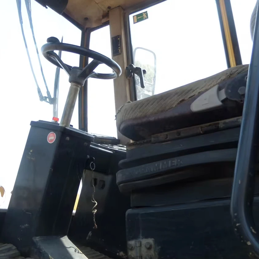 Используемый роликовый Bw225d-3 Bomag для продажи в Шанхае Китай 25 тонн уплотнитель
