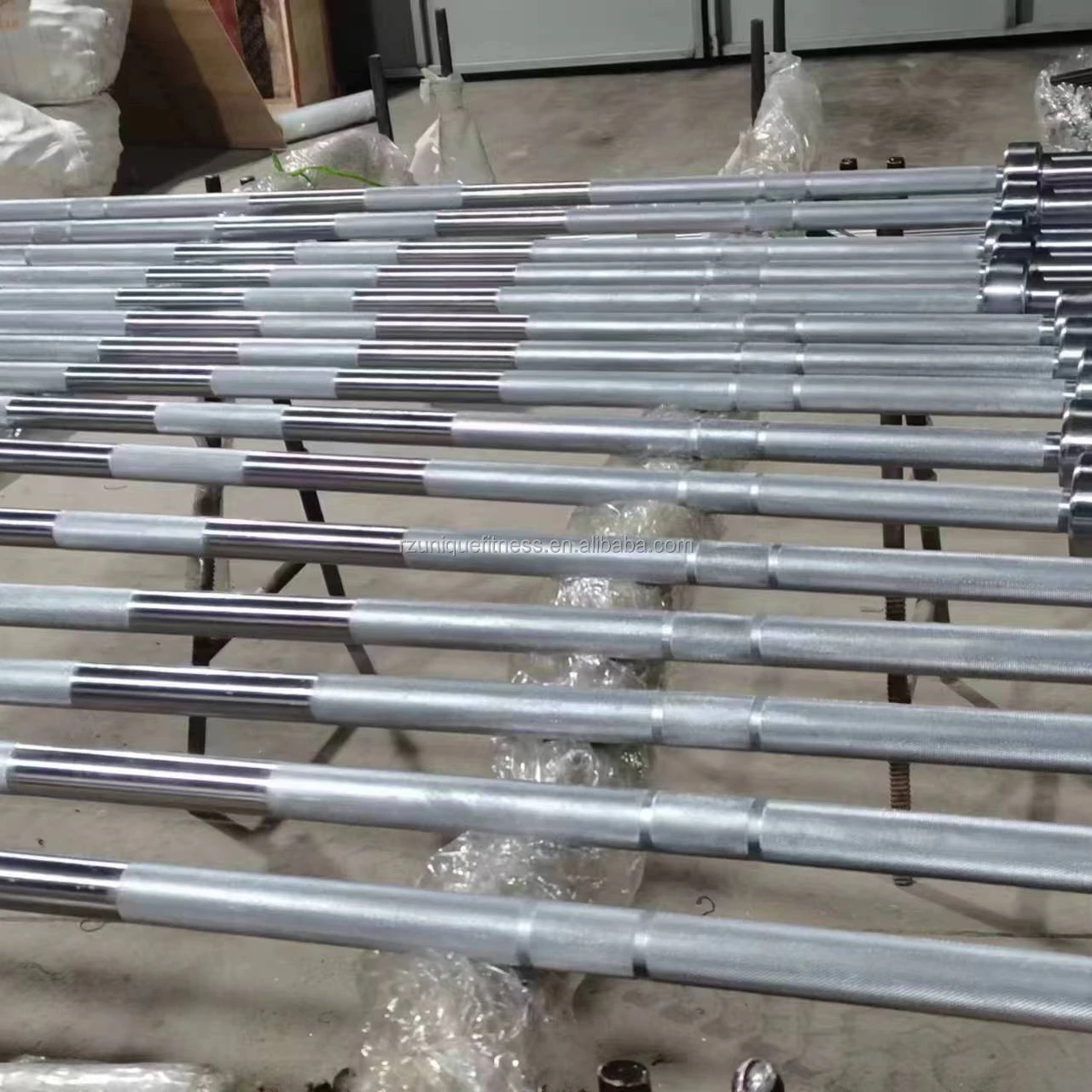 eco-friendly gym weight lifting hard chrome high strength spring steel deadlift bar barbell bar 1 meter to 2meter