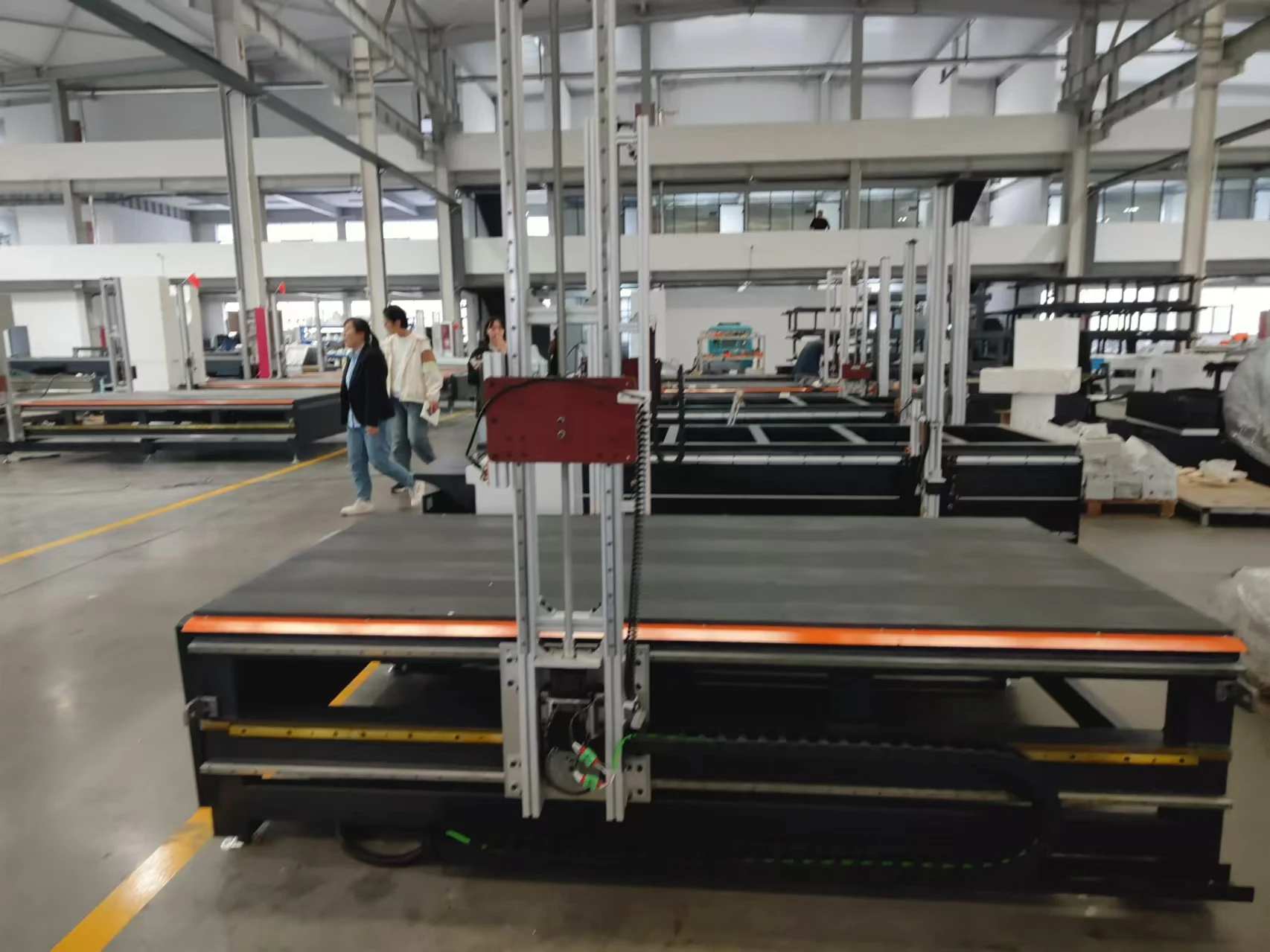 Rongchi Economic 4-Axis 3D EPS Styrofoam Hot Wire Foam CNC Cutting Machine for Construction and Packaging & Sign Industries