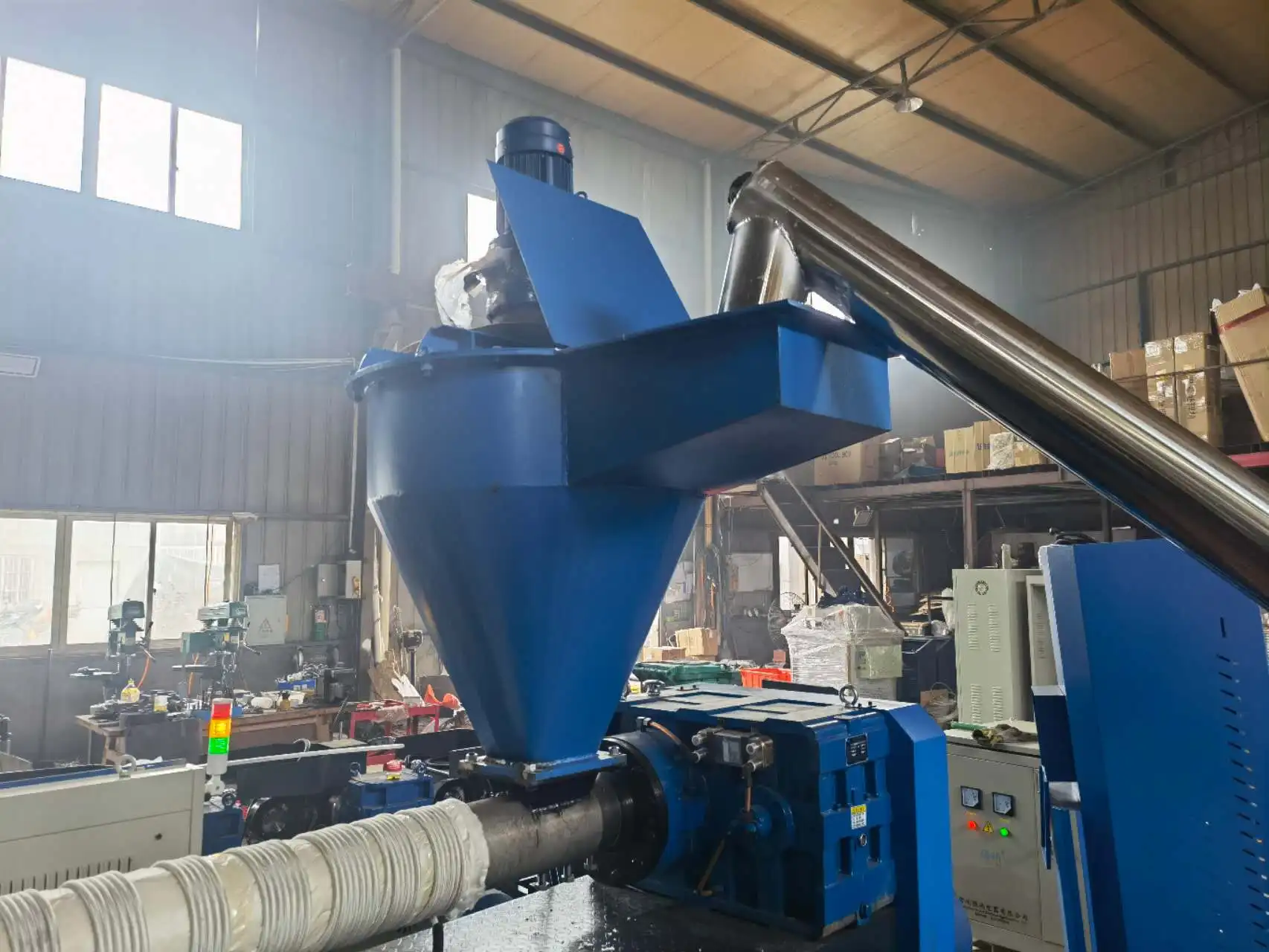 Recycled Polyester Plastic Waste Bottle Crusher Machine