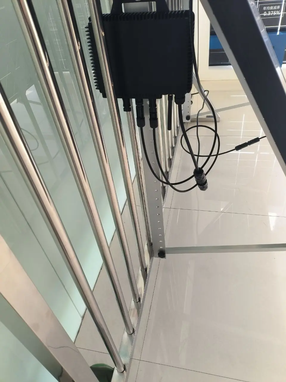 Cando Solar Balcony Solar Thermal Panel System Monocrystalline Solar Panel for Home Use 800W Power MPPT Controller