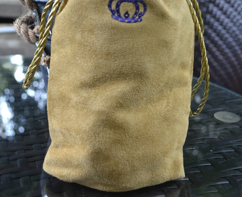 Manufacturer custom suede drawstring pouch high quality jewelry suede pouch golden drawstring gift pouch with logo