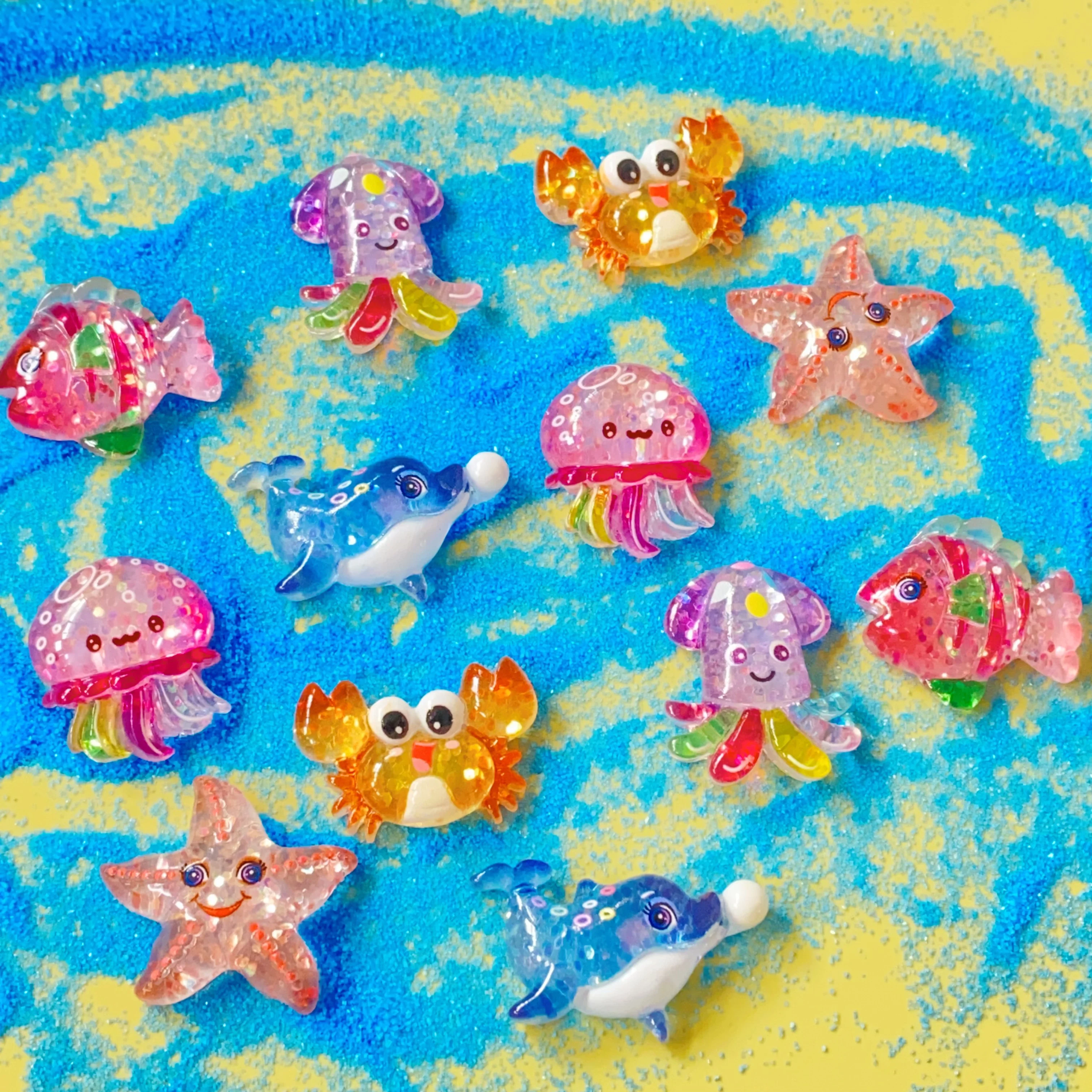 Bulk YiWu cheap price hairpin charm glitter transparent ocean fish crab whale DIY phone keychain charm