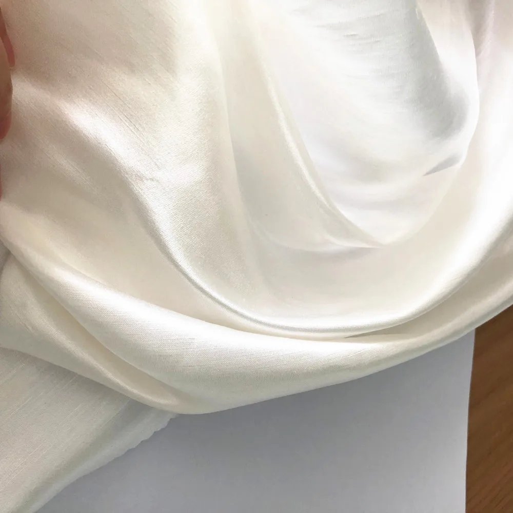 Chinese Factory Silk Blend Linen Hemp Fabric Stiff Natural Material for Luxury Clothing Suit