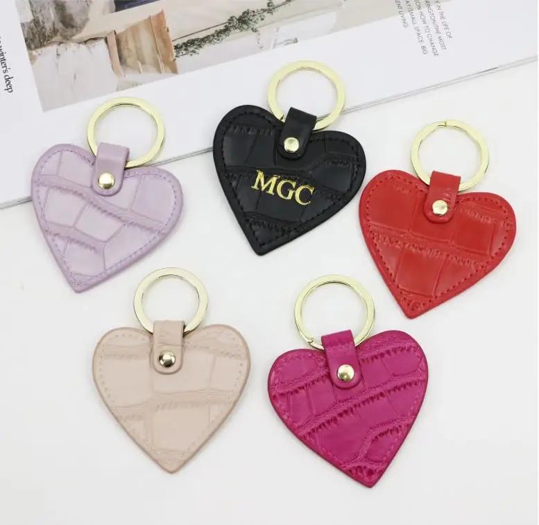 
custom monogram logo leather keyring heart shaped kechians for promotion gift 