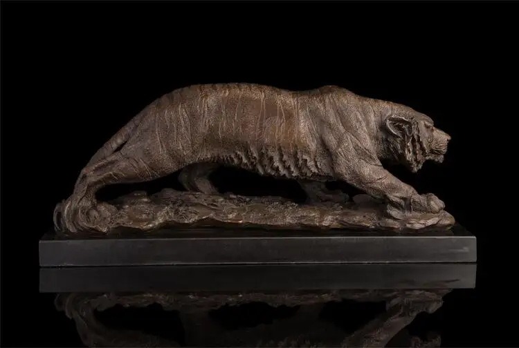 Indoor Decoration Bronze Tiger Statue Wild Animal Tigress Sculpture Chinese Zodiac Copper Figurine Statuette Business Gift