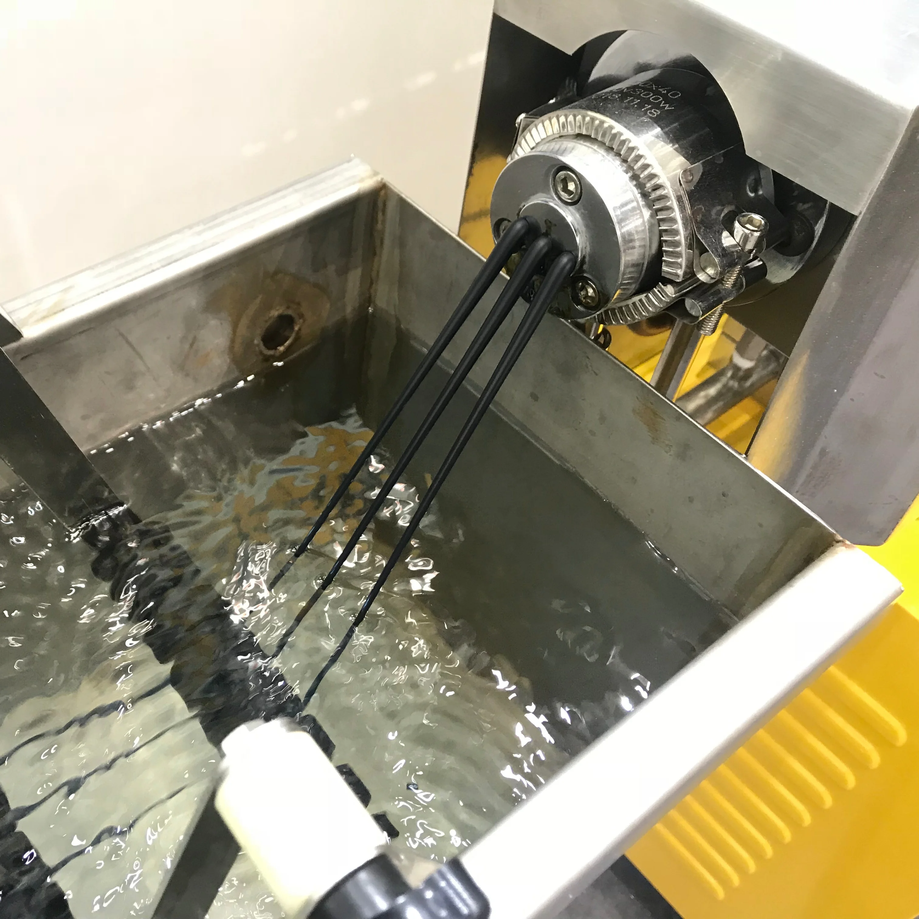 Mini Co-rotating Twin Screw Extruder For PP/PE/PC/PA/ABS/HDPE/LDPE