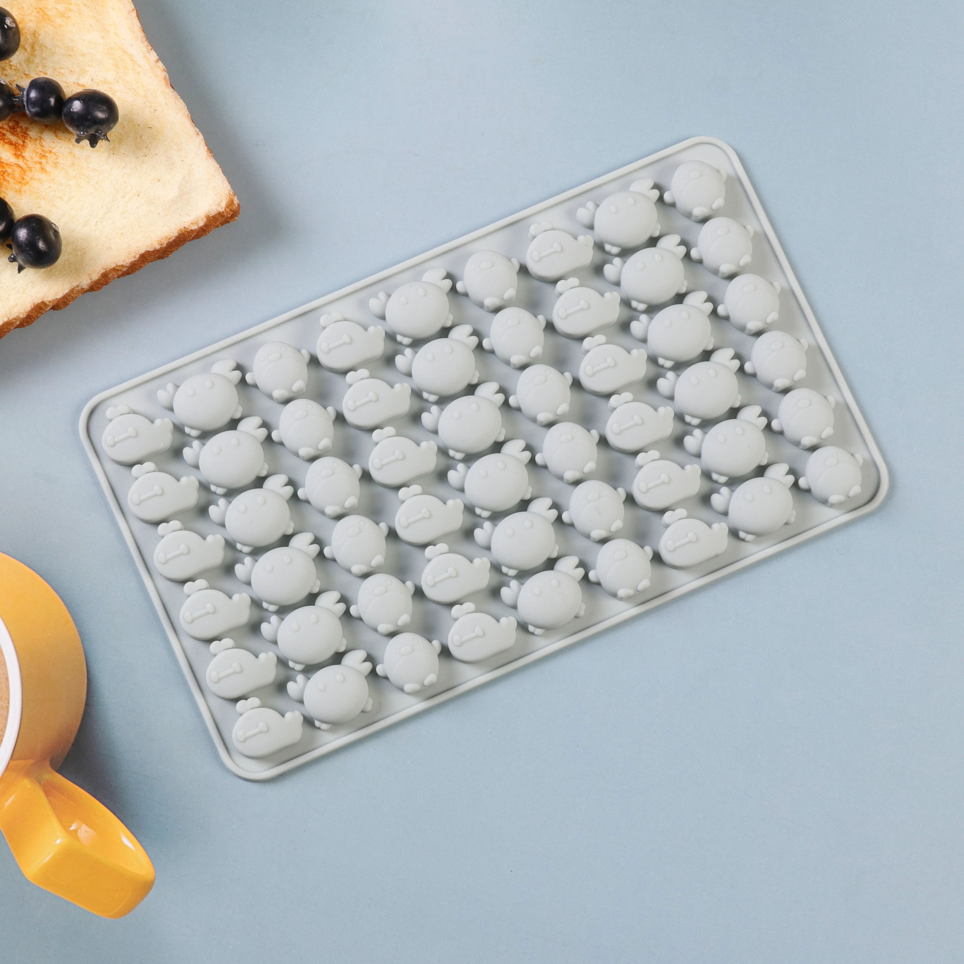 Gummy Jelly Bear Molds 50-Cavity Silicone Bear Candy Moulds Molds Chocolate Molds Ice Cube Trays Non Stick Reusable DIY Baking