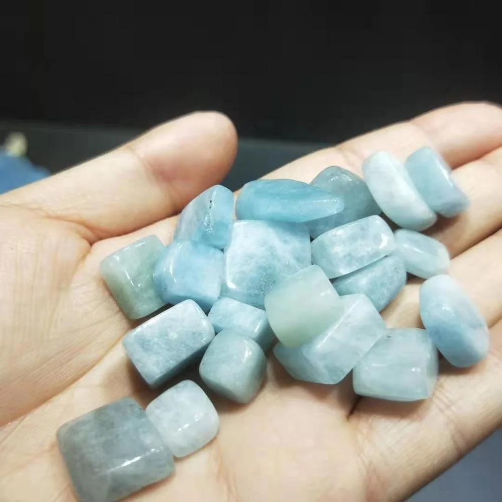 Natural Crystal Tumbled Stone Reiki Gemstone Blue Aquamarine Stone Healing Crystal For Decoration