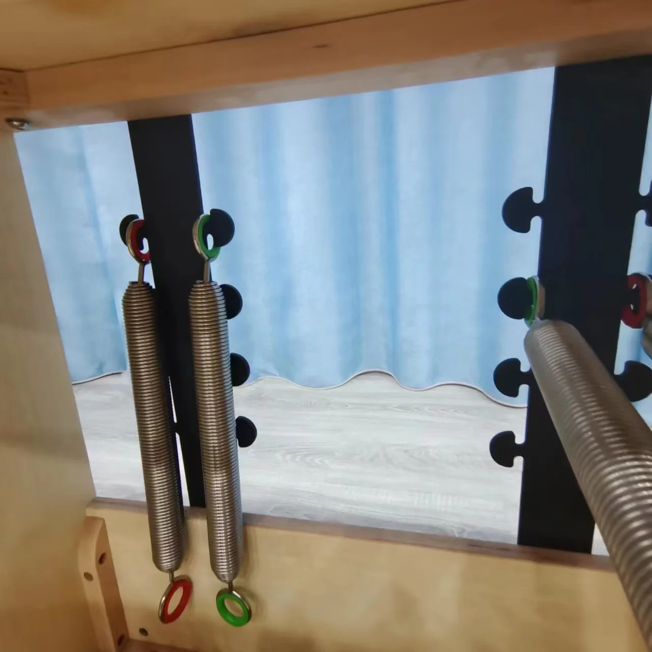 VOG-PL004 Pilates Chair Combo Chair Pilates Studio Machine Home Use Wunda Chair With Handles Loops Yoga Fitness