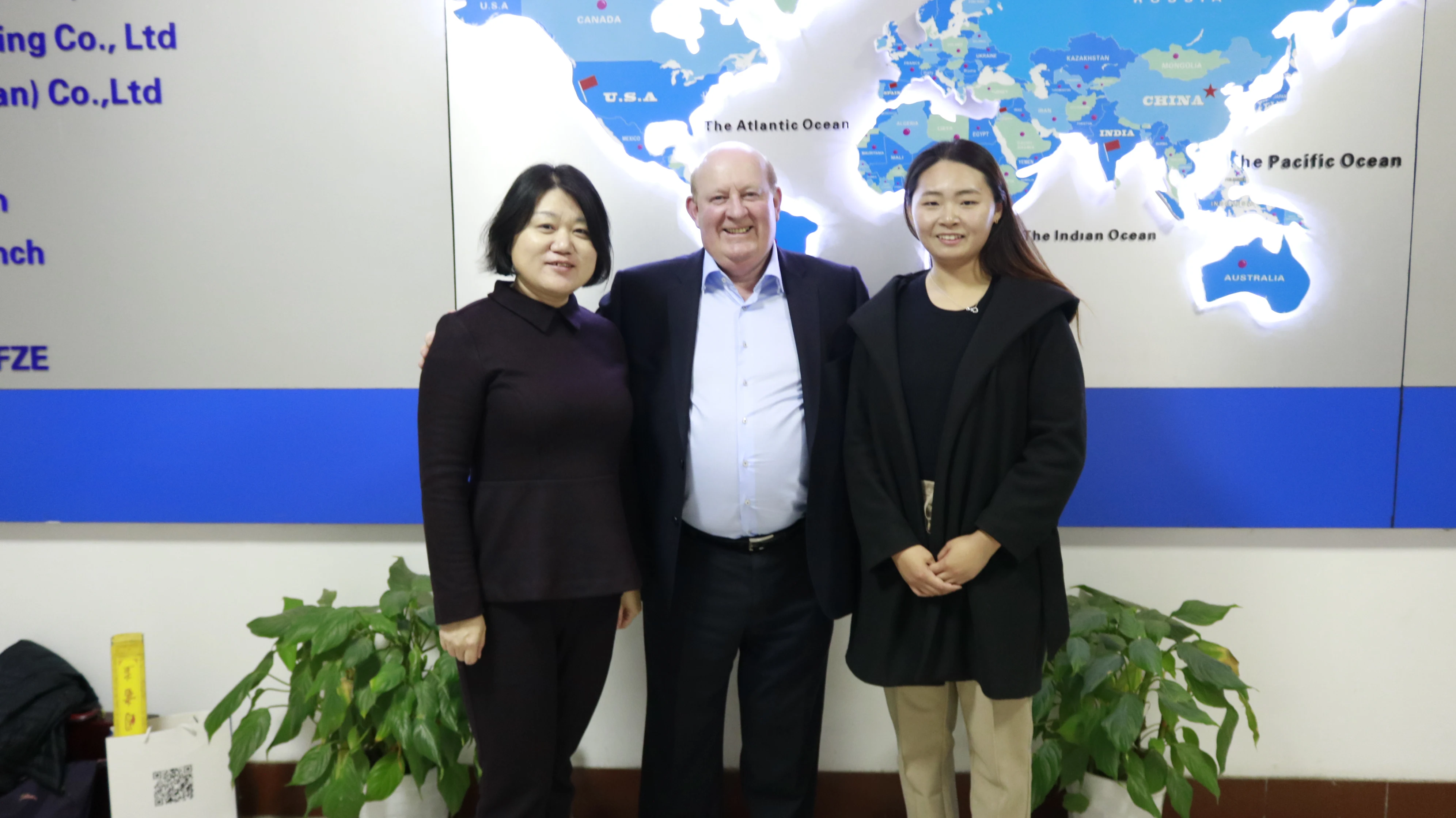 HOT! LFC-V850 Vertical Laminar Flow Cabinet for Lab Use