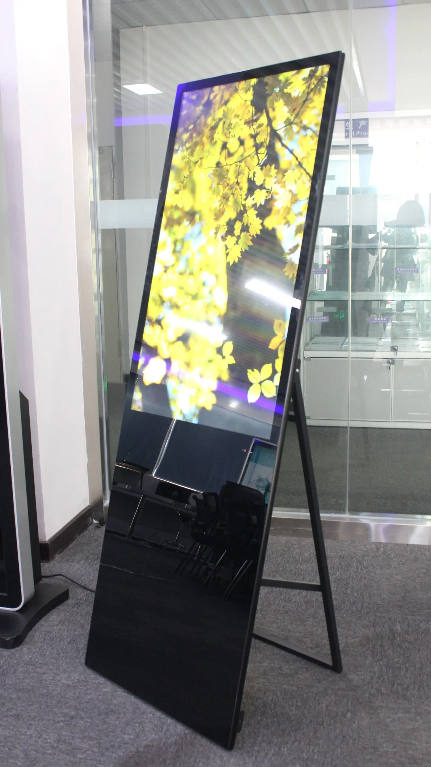 FHD Высокое разрешение lcd рекламные ТВ экраны напольные цифровые вывески киоск