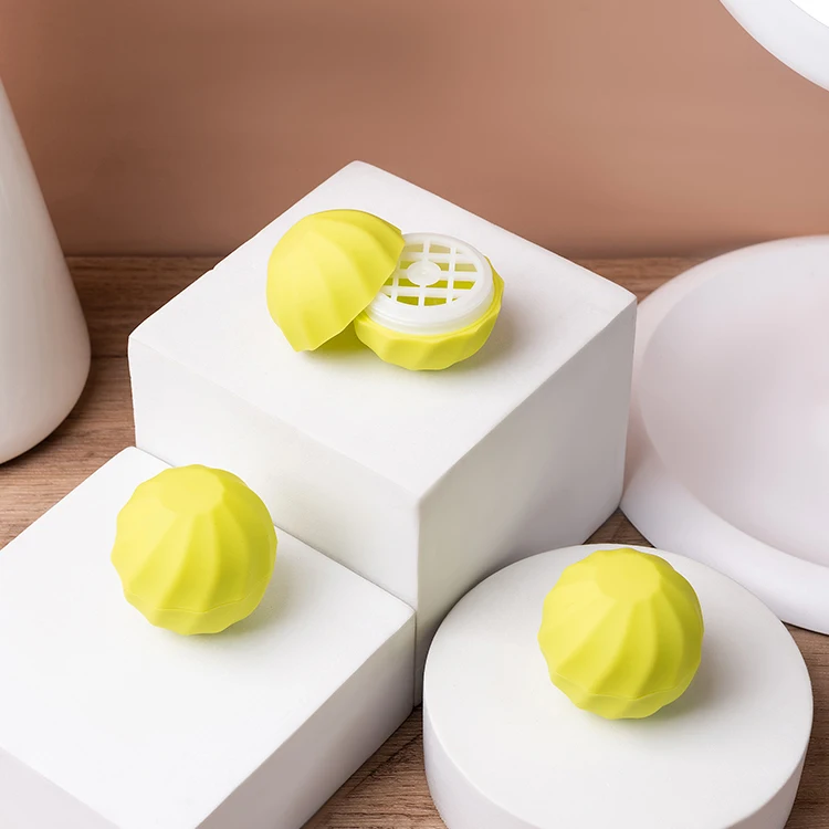 Colorful 7g 7ml matte silicone lip balm sphere container screw  cute lip stick tube / plastic chap stick holder ball shape
