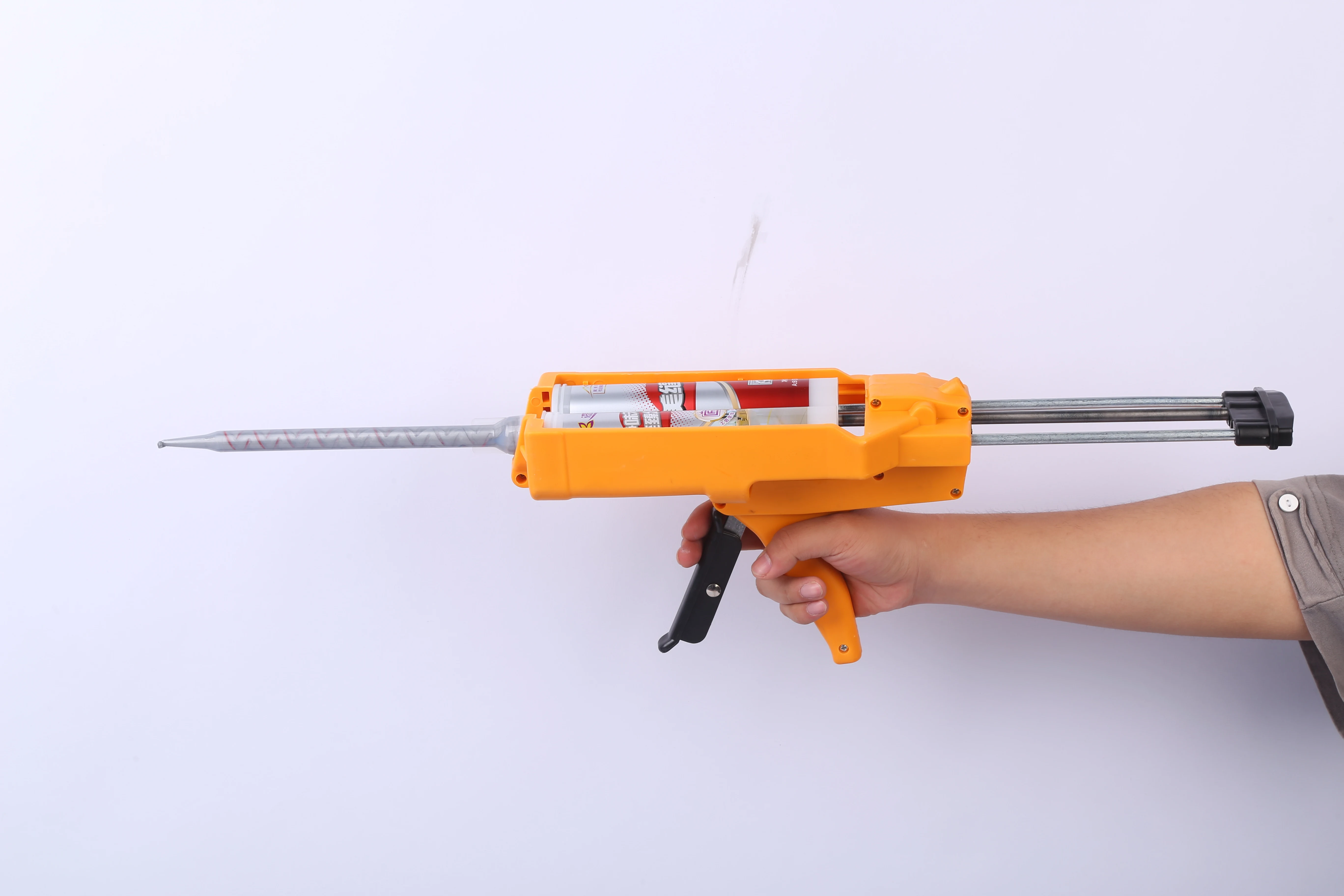 China Manufacturer Effort-saving convenient sturdy and durable double-barreled glue gun