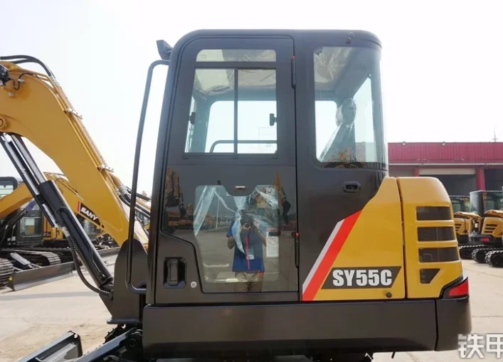 New 5.5 Ton Sany  Hydraulic Excavator SY55C Mini Excavator SY55C Pro Digger