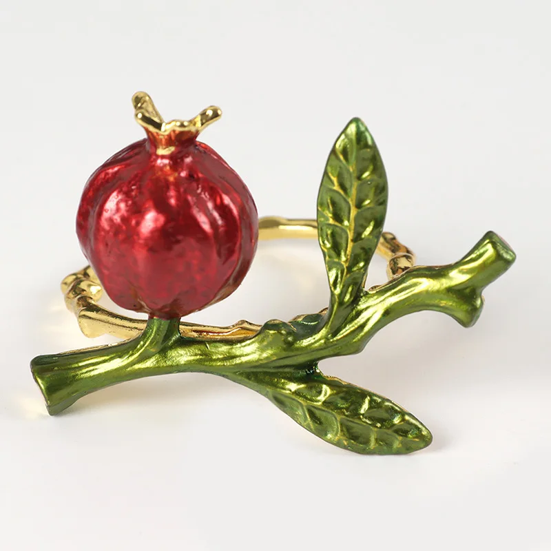 Creative New Hand-Painted Pomegranate Branch Napkin Rings: Alloy Plated Table Decor for Western Restaurants and Hotels