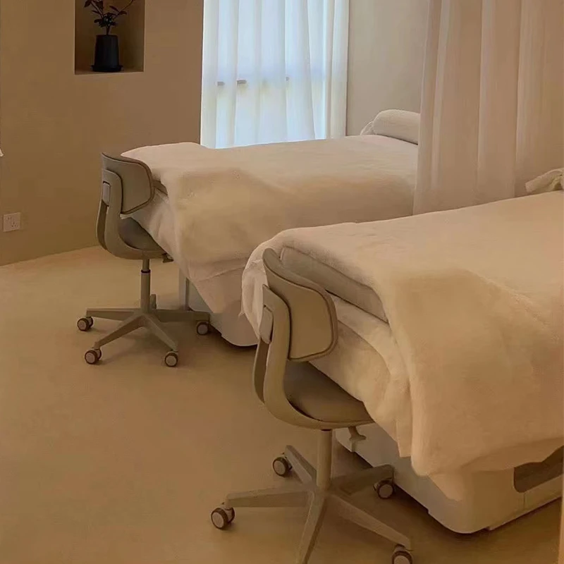 Simple Swivel Rolling Small Chair Flexible Salon Working Chair Artist Work Beauty Parlor Chair with Height Adjustable Function