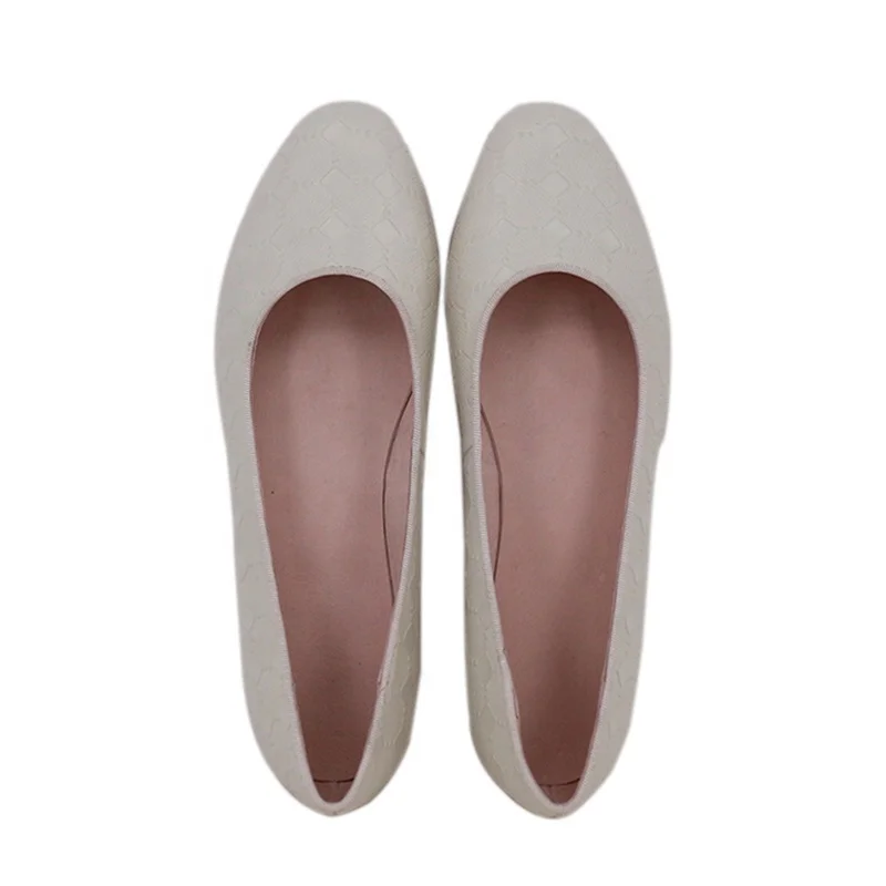 Туфли-лодочки женские персиковые на плоской подошве с острым