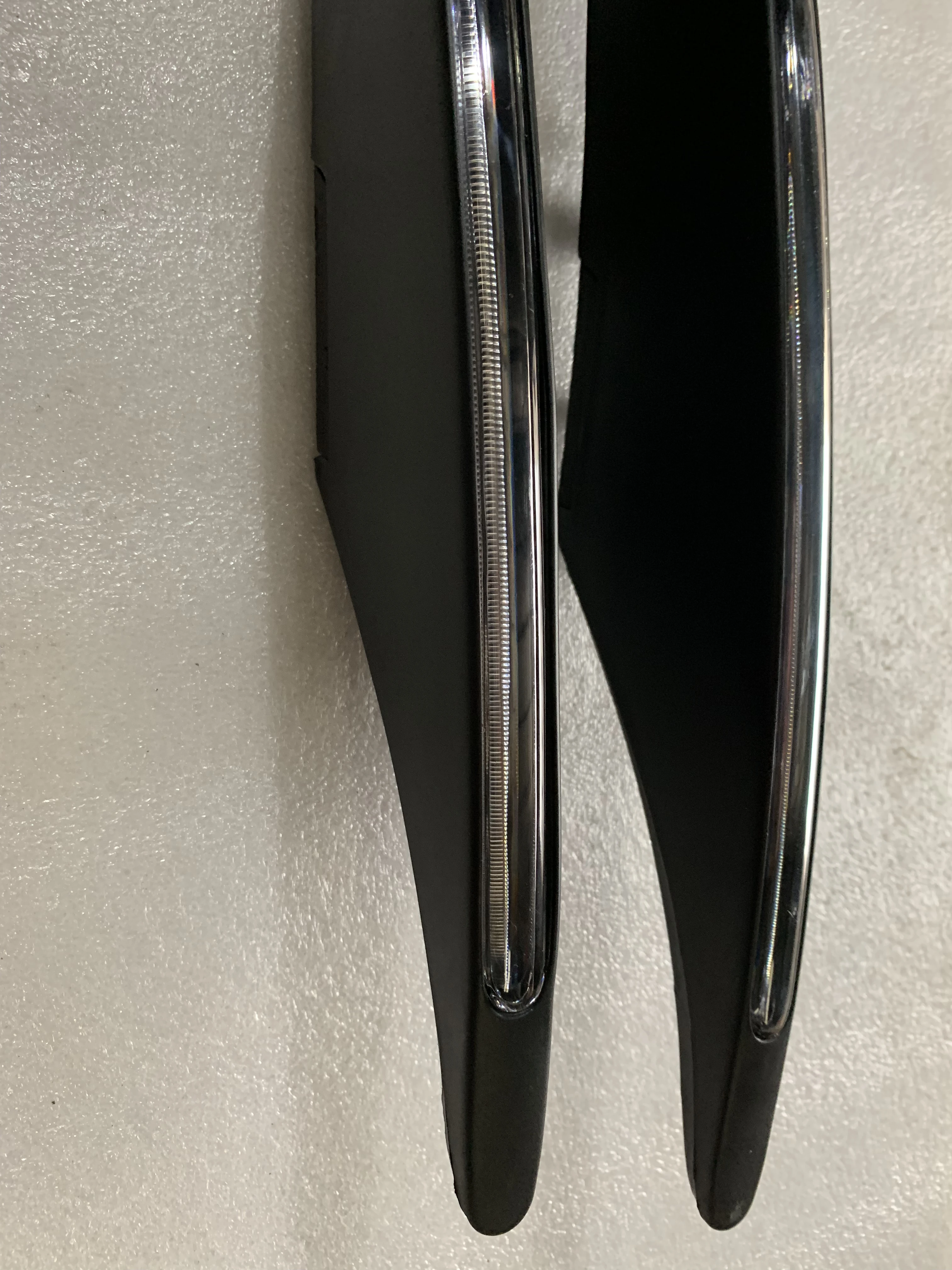 KM   for Macan 2014-2017  turbo style  LED lights DRL lights day lights