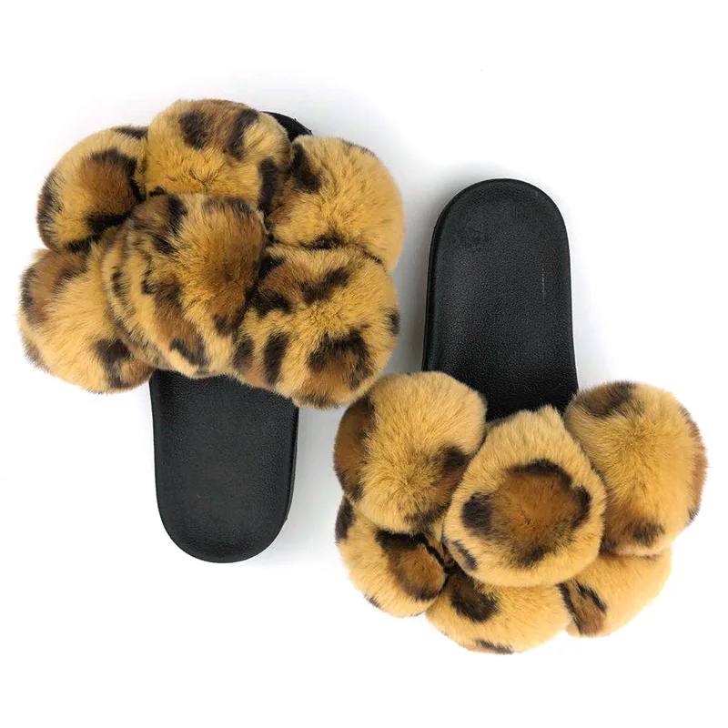 2021 Popular selling high quality beautiful warm furry slippers for women