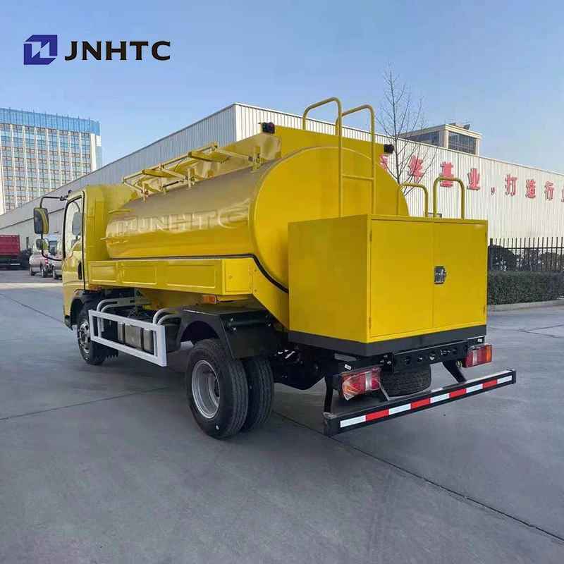Sinotruk howo мини легкий топливный бак грузовик 4x2