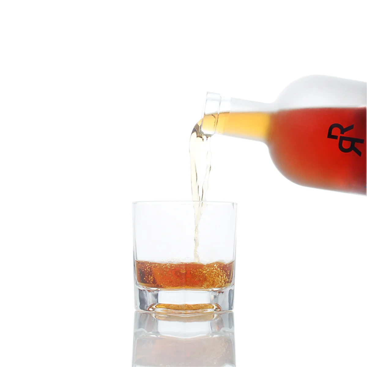 Factory Stock Botella De Vidrio Para Licor 500 ml 700 ml 750 ml Frosted Matte Black Vodka Gin Oliver Oil Spirit Glass Bottle