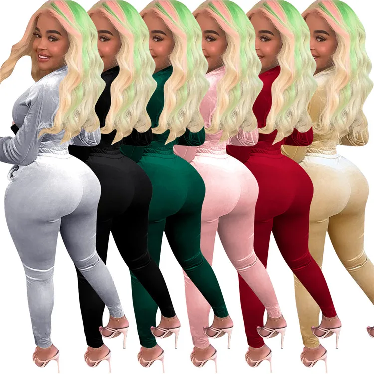 Wholesale Autumn/Winter Black Velvet Sports Crop Top Jacket For Women Leisure Jogging Velvet Trousers Tracksuits Two-piece Set