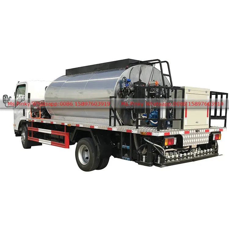 ISUZU ELF Asphalt Distributor Truck Asphalt Paver Spraying Machine Trucks Asphalt Spreader Road Paving Machine Bitumen Sprayer