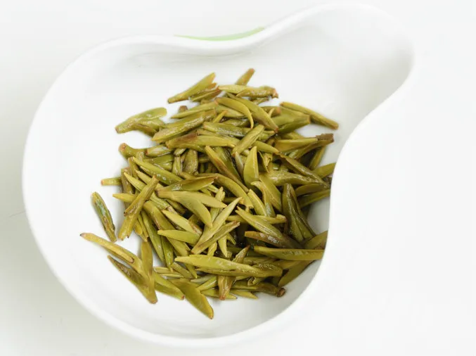
Top quality Chinese traditional Mengding huangya yellow tea 