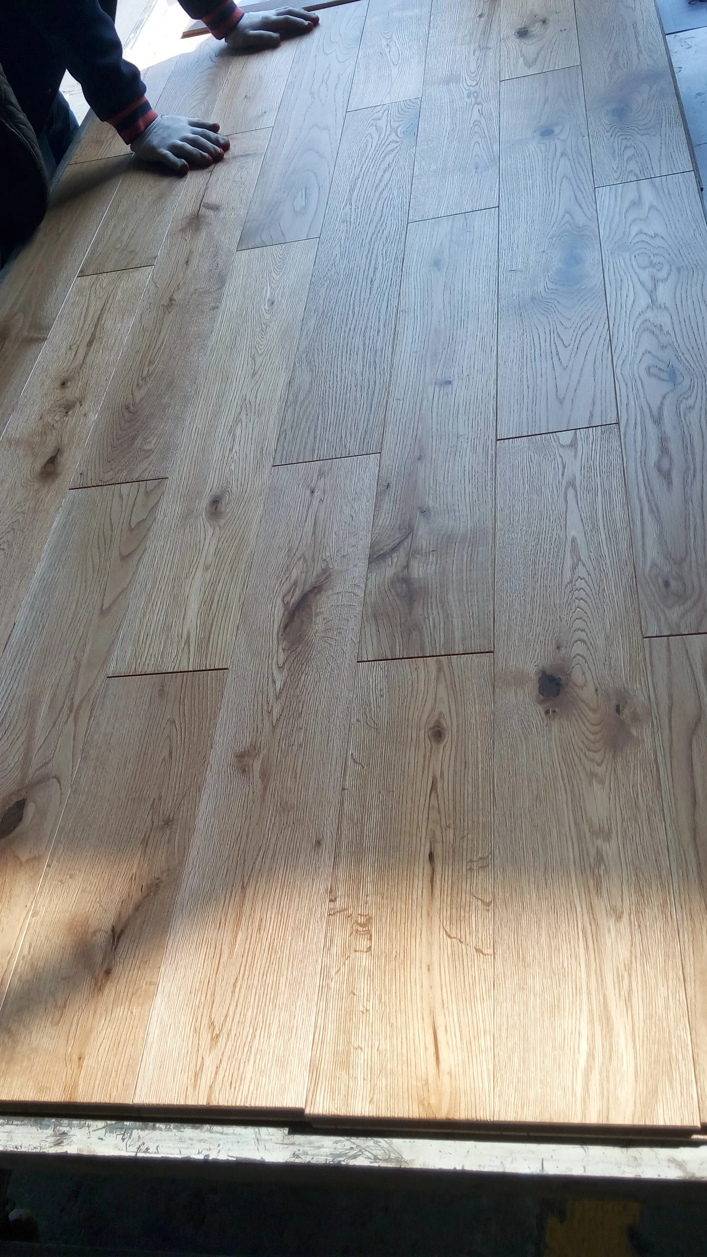 low price 18*90*300-1200 mm Solid oak wood flooring