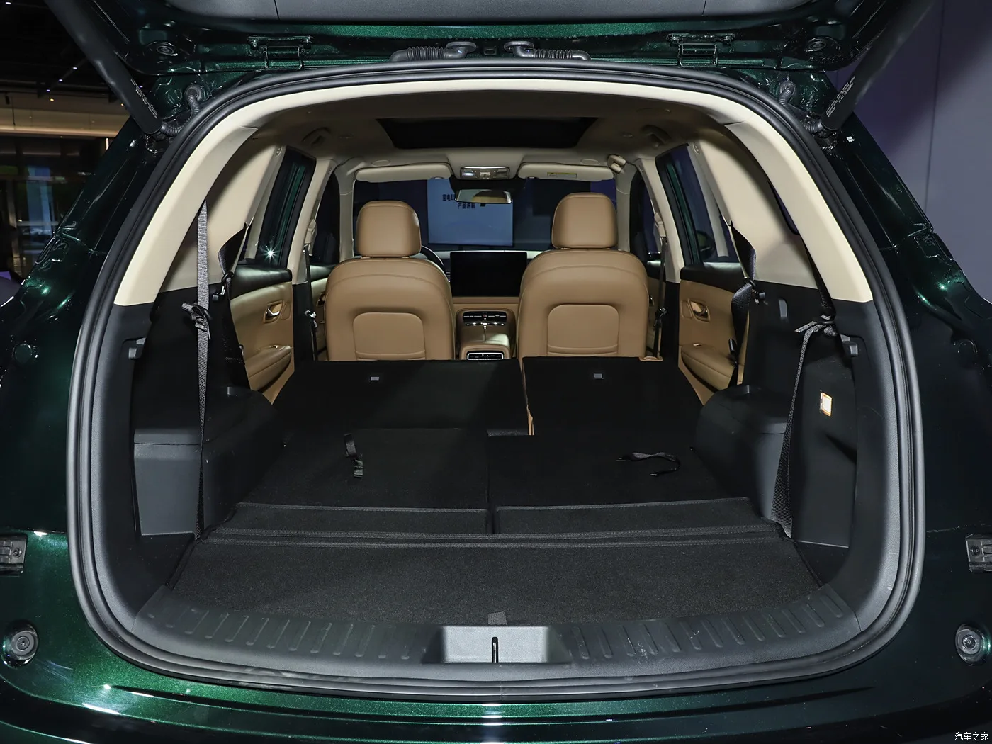 SERES DFSK E5 PLUS hybrid 7 seater large SUV 1.5L engine 165KM electric mileage brand new model 2025 good price