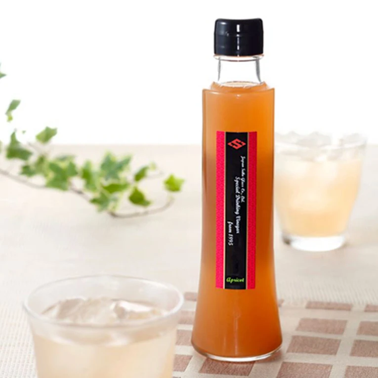 Japan empty barbecue tomato sauce glass bottles for pepper sauce