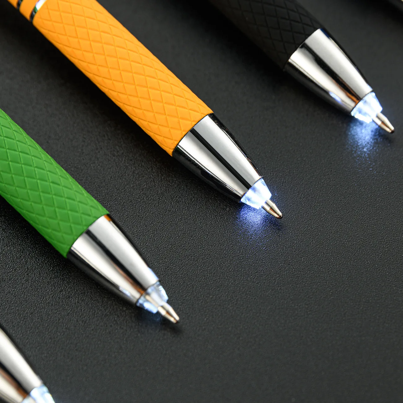 BECOL High End Stylus Ballpoint Pen Rubber Coated Custom Logo Metal Ball Pen With Light Led Tip for Write In Dark Pen