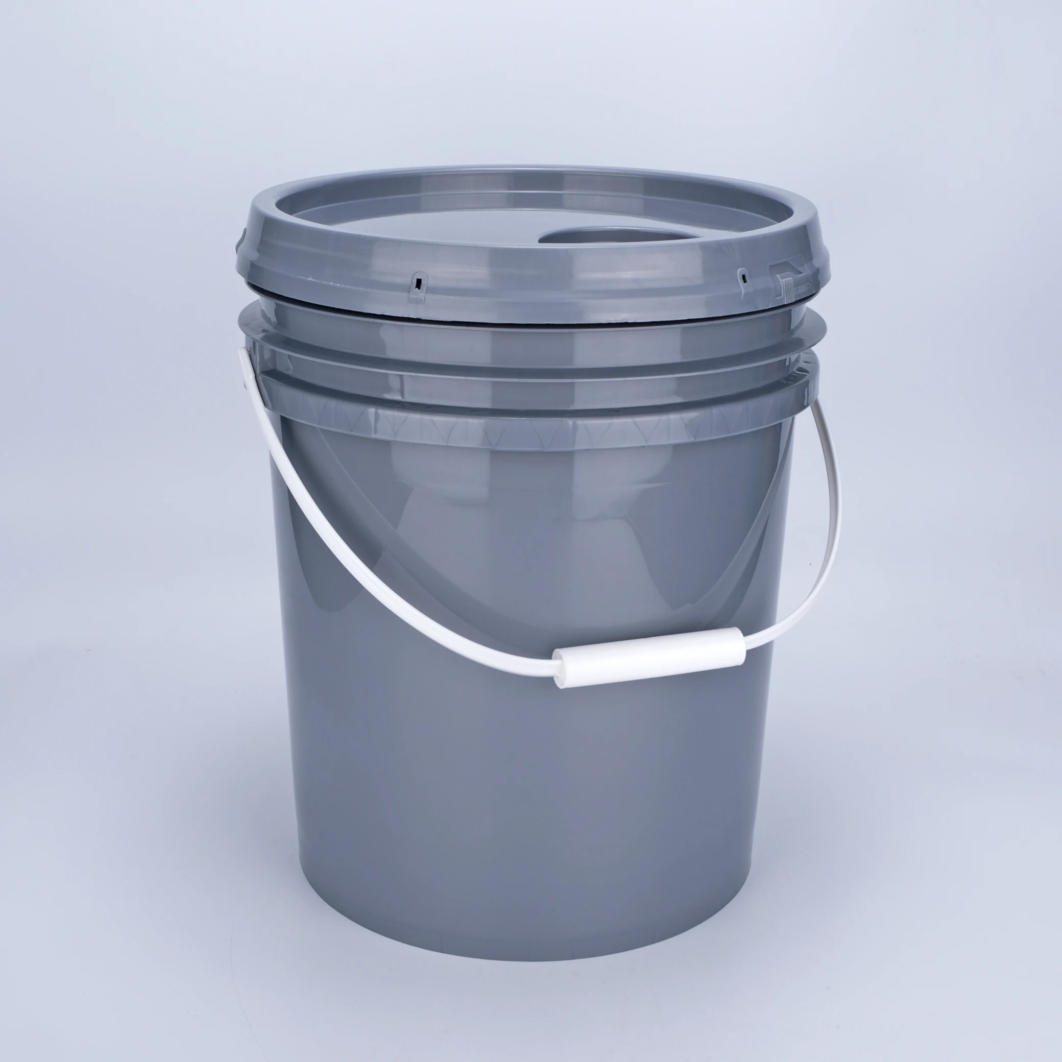Custom 20L Round shape plastic buckets food grade plastic buckets with lids and handle