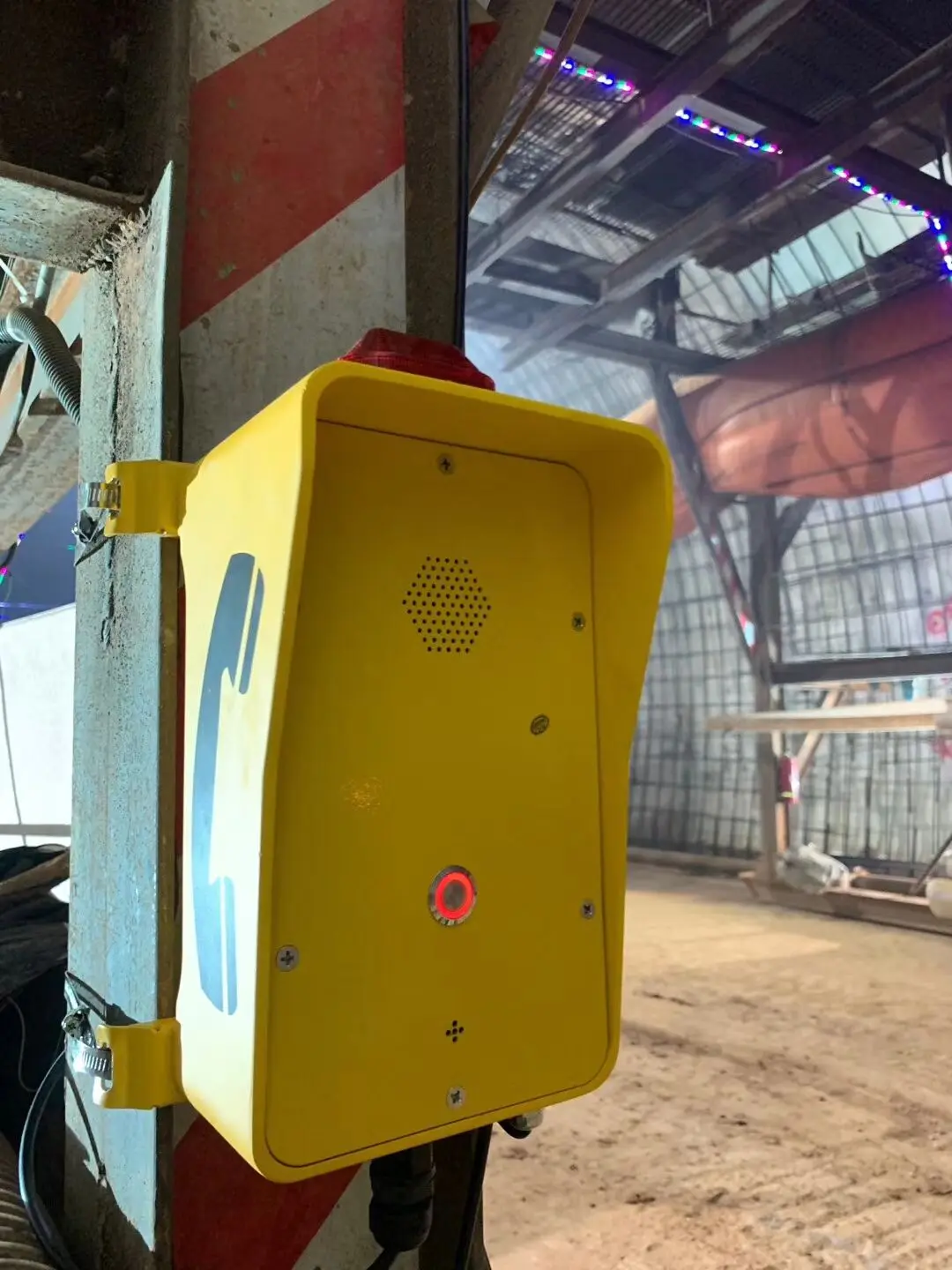 HeoZ China Factory SIP Weatherproof Weather Resistant Phones Emergency Outdoor Analog Telephones